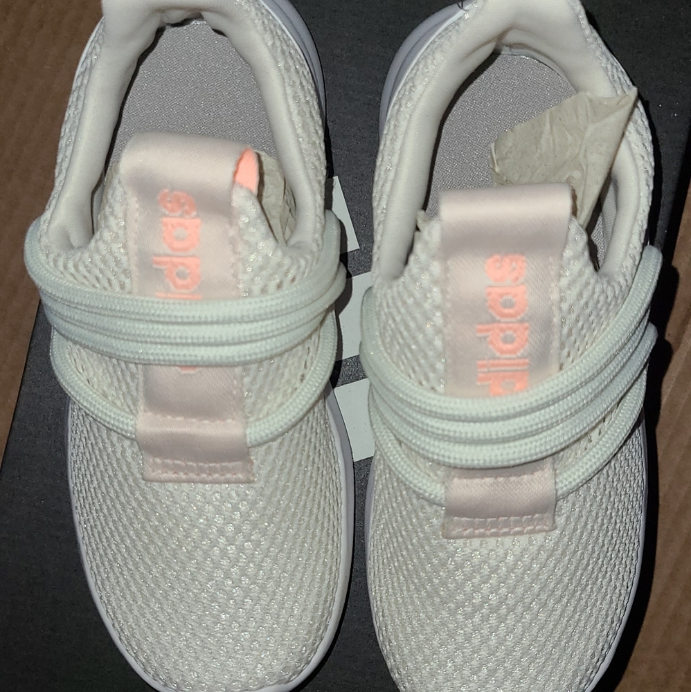 Girl's Shoes